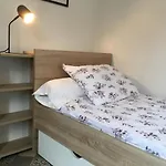 Ferienhaus Champetre Avec Cuisine Equipee, Wifi Et Grande Cour Privee - Fr-1-510-175