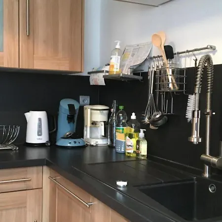 Champetre Avec Cuisine Equipee, Wifi Et Grande Cour Privee - Fr-1-510-175 Ferienhaus *