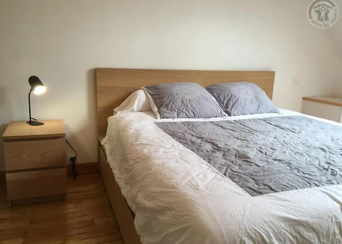 Champetre Avec Cuisine Equipee, Wifi Et Grande Cour Privee - Fr-1-510-175 * Leval (Nord)